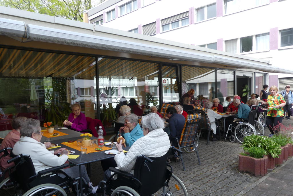 ASB Pflegeheim Am Goetheplatz Chemnitz: Grillen