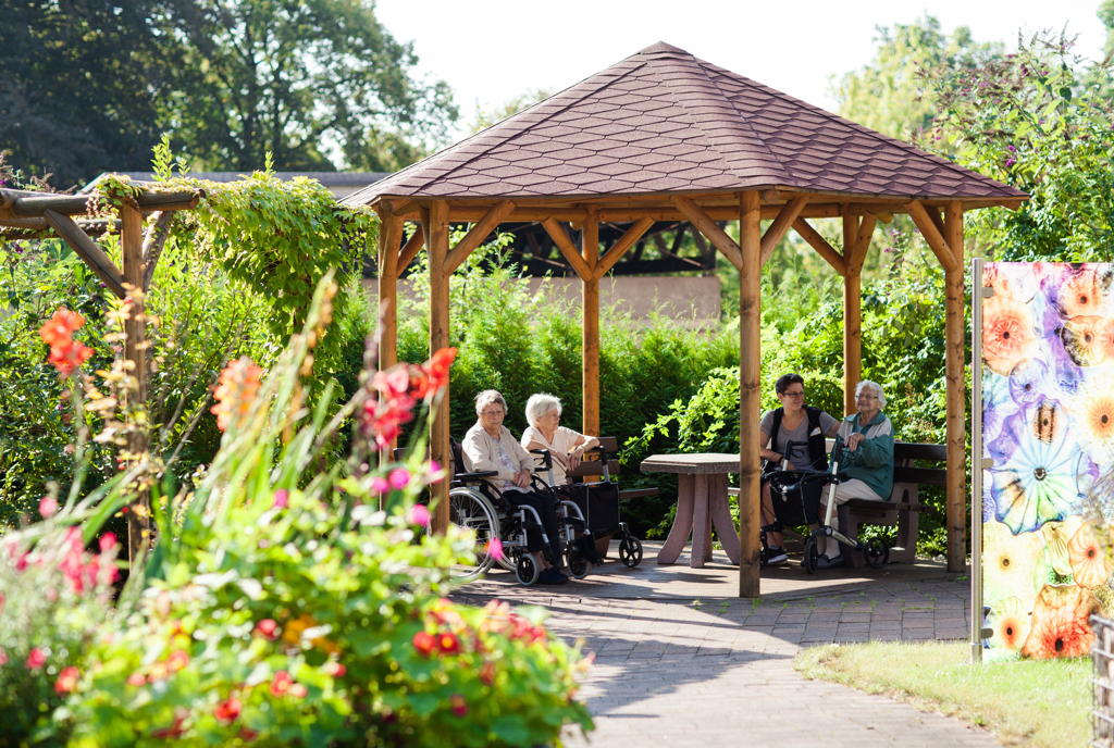 ASB Pflegeheim Chemnitz Am Goetheplatz: Garten / Pavillon