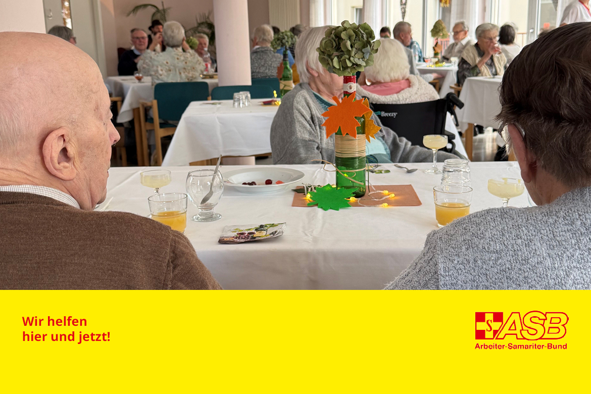 Herzenswärme statt Herbstwind: Weinfest im ASB Altenpflegeheim Burgstädt